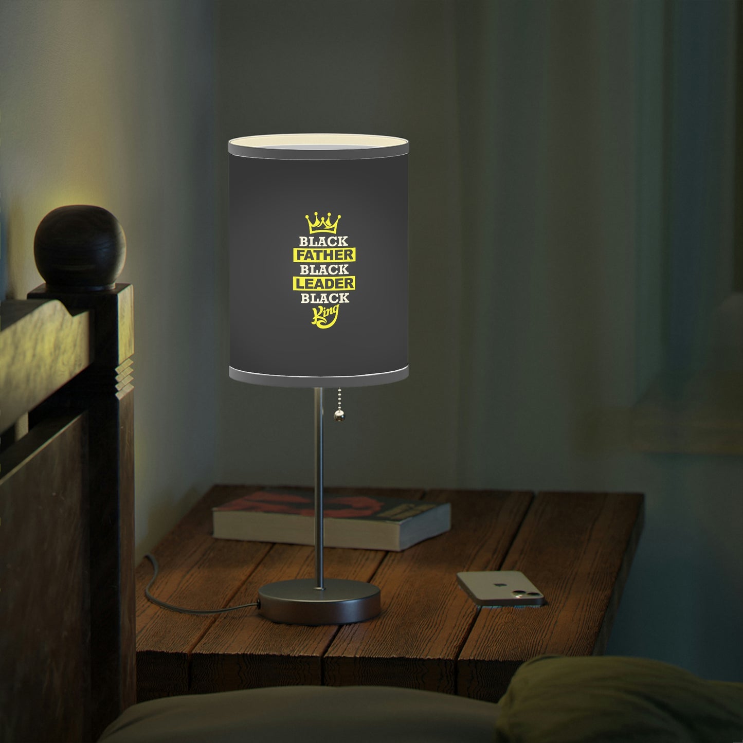 Black Leader King-Lamp on a Stand, US|CA plug