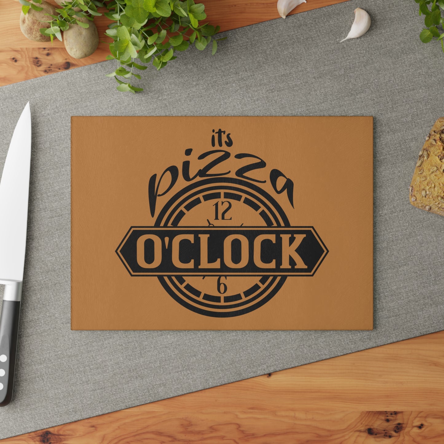 It's pizza o'clock Glass Cutting Board